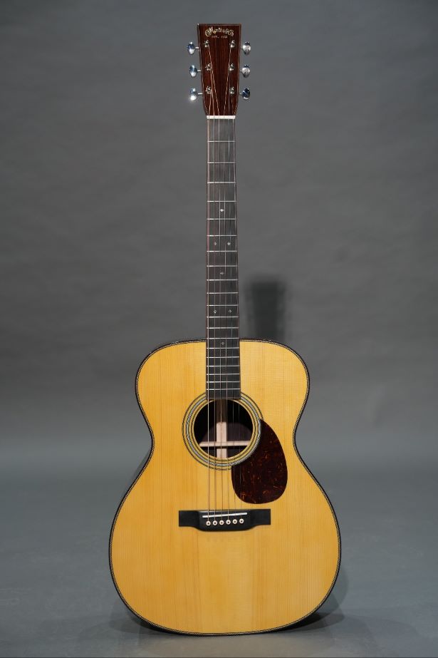 마틴기타 커스텀샵 OM-28 Deluxe Style Custom (Adirondack Spruce &amp; Indian Rosewood)